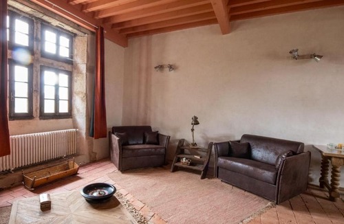 Traize Apartment | APPARTEMENT DU CHATEAU DE BEYRIN