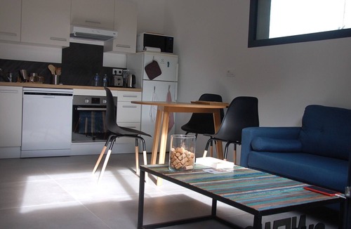 Saubrigues Apartment | Appartement en RDC à Saubrigues