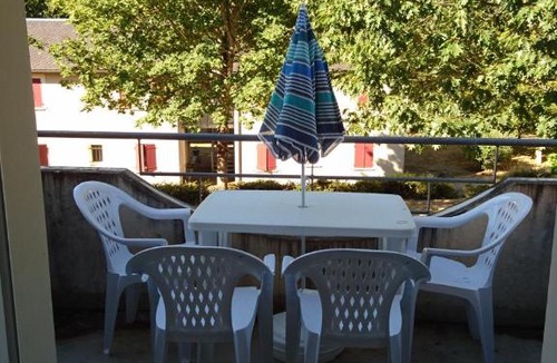 Saint-Geniez-d'Olt Apartment | Appartement entre Aubrac et Vallée du Lot