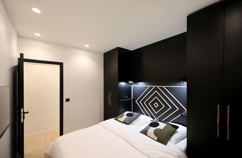 10th Arrondissement Apartment | Appartement familiale sauna Paris 10 - 8P