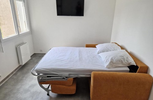 Dompierre-sur-Besbre Apartment | Appartement 2 adultes/1 enfant