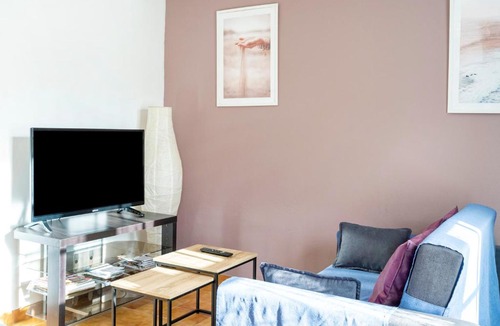 Saint-Pee-sur-Nivelle Apartment | Appartement Txikia