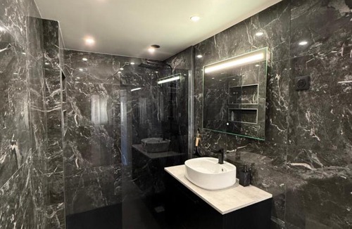 Drancy Apartment | Appartement jacuzzi d'exception - proche Paris