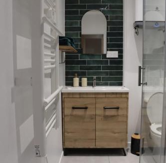 Republique Apartment | Appartement Le Cocon des Rives