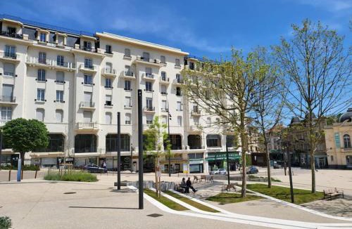 Chatel-Guyon Apartment | Appartement meublé à Chatel Guyon Grand Hôtel