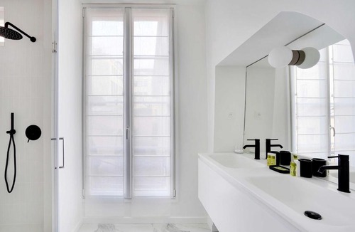 8th Arrondissement Apartment | Appartement Moderne Champs-Elysées - Saint Honoré