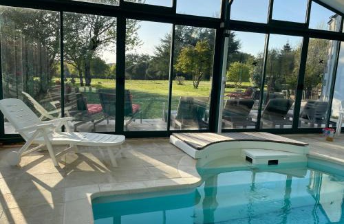 Baden Apartment | Appartement premium dans propriété avec parc et piscine chauffée privée