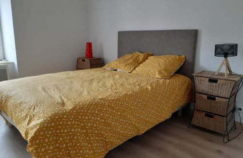 Saint-Antheme Apartment | APPARTEMENT ROUGE