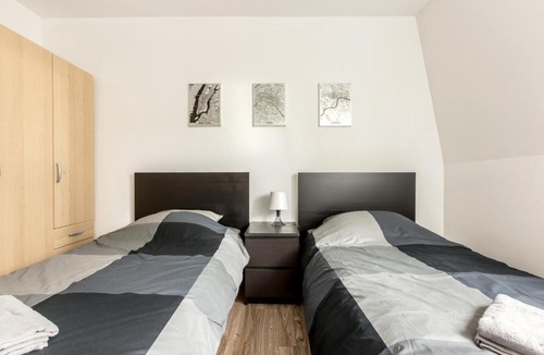 Roncq Apartment | Appartement style industriel, propre, WIFI Fibre