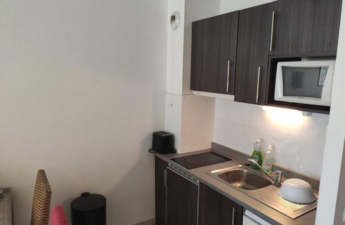 Argeles Plage Apartment | Appartement T2 Climatisé, Terrasse de 23m², Piscine, Parking, à 100m de la Plage, Argelès-sur-Mer - FR-1-388-203
