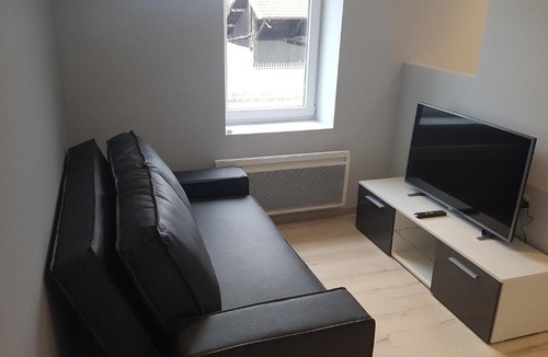 Bourgoin-Jallieu Apartment | Appartement T2 proche gare et centre Bourgoin