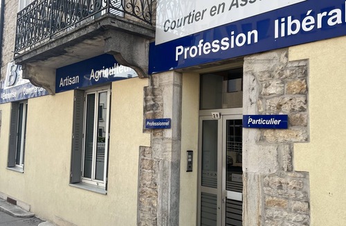 Lons-le-Saunier Apartment | Appartement T4 - 80m2 - Meublé - Centre Ville - Proche Thermes
