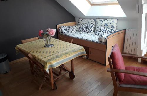 Larmor-Plage Apartment | Appartement vue mer avec piscine intérieure