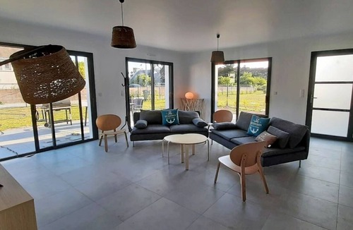 Saint-Pierre-Quiberon House | AR MOR - Large new house 3 minutes' walk from the beach (Baie Quiberon side)
