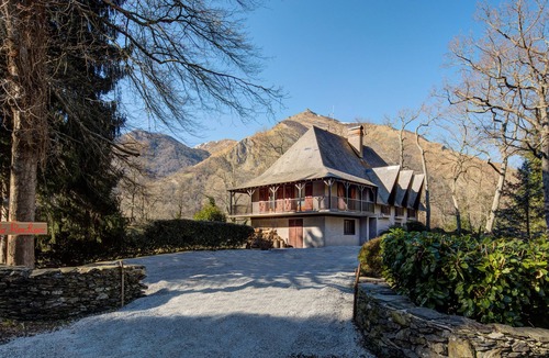 Beost House | Architect's house not overlooked in the Ossau valley, spa & sauna, 7000m2 park