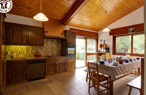 Pommiers Cottage | Architect's villa 200sqm with private pool and fireplace