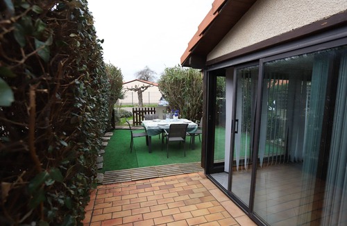 Argeles-sur-Mer Ski Chalet | Argelès-sur-Mer pretty house with terrace and swimming pool