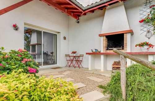 Behasque-Lapiste Apartment | Arrosa - Chambre avec piscine - proche Saint-Palais