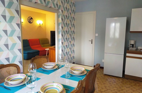 Saint-Julien-Chapteuil House | At Tata Malou's house with a garden and an enclosed courtyard