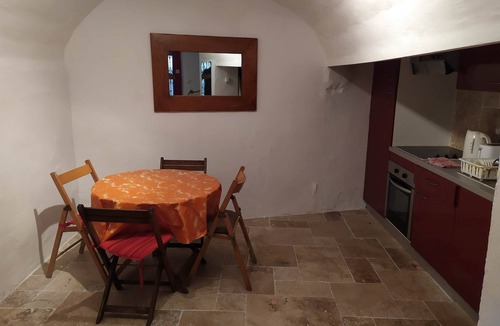 Estagel House | Attractive, Renovated Village House in Traffic-free Street