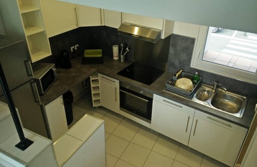 Bas-Vernet Apartment | ATYPICAL APARTMENT NEAR THE CENTER OF PERPIGNAN