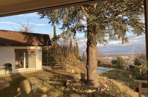 Chateaugay House | Atypical house with panoramic view and swimming pool.