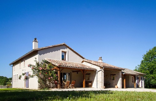 Caylus House | "Au Couchant" lovely gîte with private pool near a medieval village