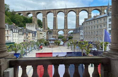 Morlaix Apartment | au fil du viaduc