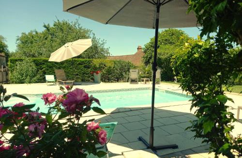 Fossemagne Bed & Breakfast | Au pays de Jacquou Chambre d'hôtes et table d'hôtes en Dordogne