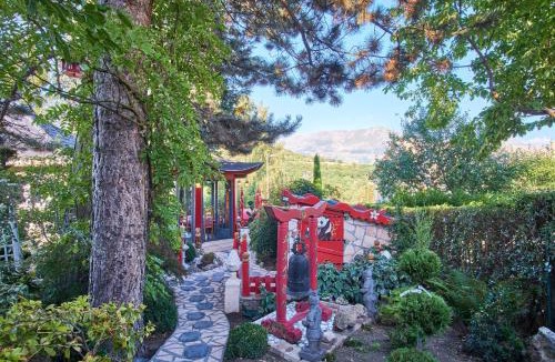 Pierre-Chatel House | Au printemps Japonais