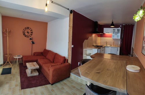 Pont-d'Ouilly Apartment | Au Sein de la Suisse Normande, Randonnée, Vélo et le Kayak Pour Tous