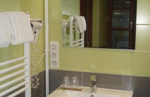 Saint-Cyprien-sur-Dourdou Hotel | Auberge Aux Portes de Conques