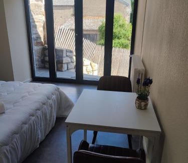 Vieillespesse Hotel | Auberge de l'Arcueil