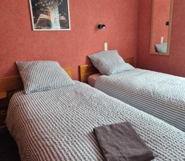 Le Monastier-sur-Gazeille Hotel | Auberge BÏN VENDÜD CHÂ NOUS