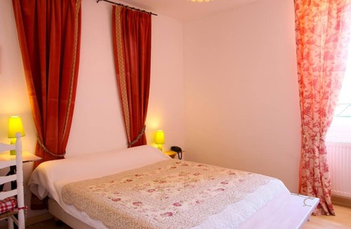 Villandraut Hotel | Auberge La Crémaillère