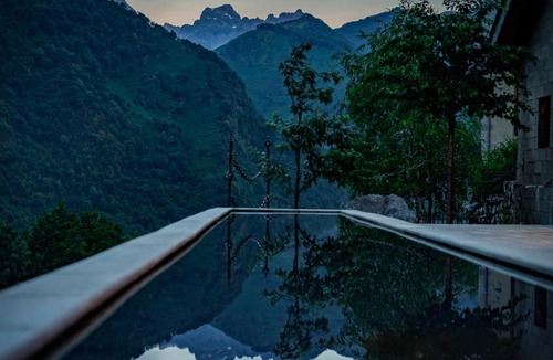 Cette-Eygun Bed & Breakfast | Auberge Toison d'Or