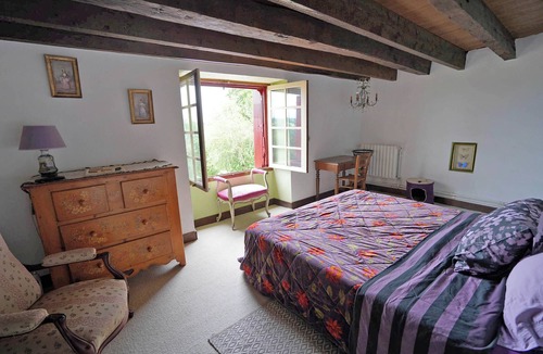 Saint-Germain-des-Pres House | Authentic 19th c Farmhouse with heated pool fiber optic and air conditionné