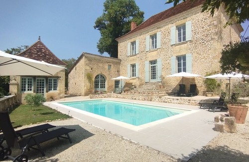 Nanthiat House | Authentic 5-Bed 18C Manoir, Périgord Vert: Near Top Dordogne Experiences