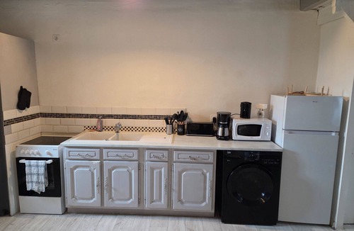 Plemy House | Authentic Brittany House with Private Garden and Easy Parking