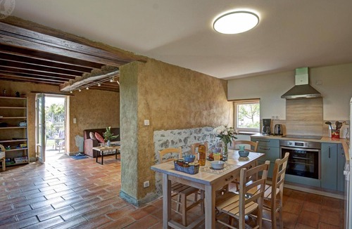 Dance Cottage | Authentic Cottage with High-Speed Internet in Amions-Vézelin