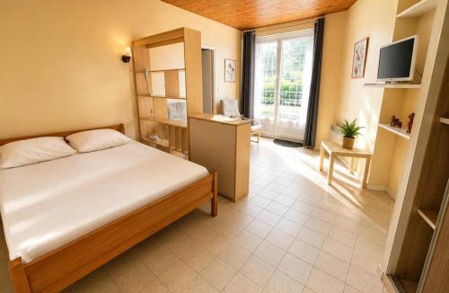 Saint-Honore-les-Bains Apartment | Aux Coquelicots