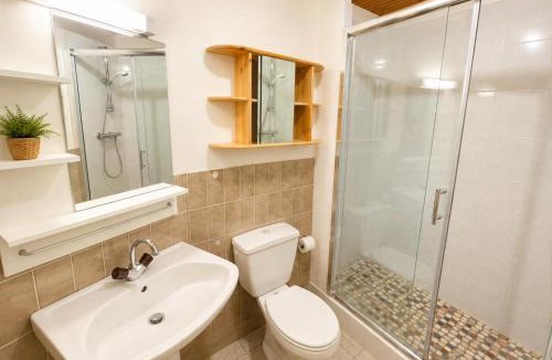 Saint-Honore-les-Bains Apartment | Aux Coquelicots