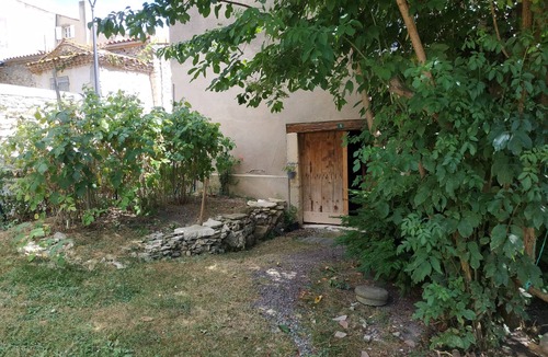 Chauriat Bed & Breakfast | Aux Rosiers Rouges