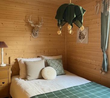 Formigueres Ski Chalet | Aux trois marmottes - Chalet au pied des pistes