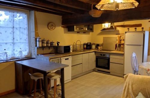 Pouilly-sous-Charlieu House | auxhirondelles
