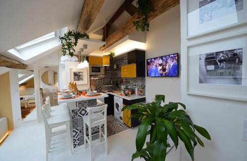 3rd Arrondissement Apartment | B4DF Peace & Love