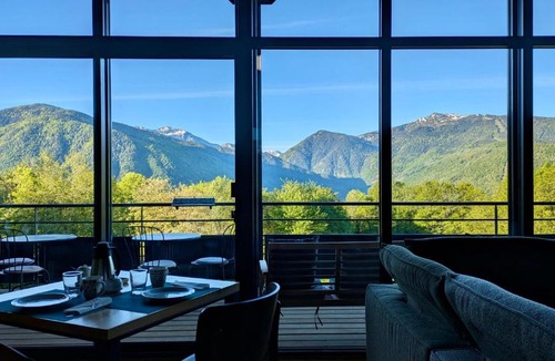 Sorgeat Bed & Breakfast | Balcons de Sorgeat - Chambres d'hôtes - Ecolodge en montagne
