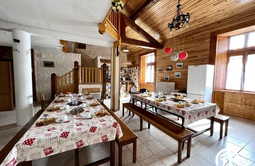 Camurac House | Bamby's little barn