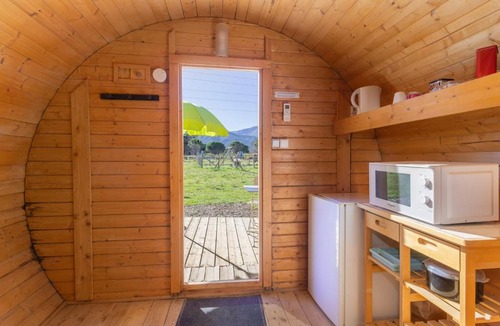 Saint-Andre Ski Chalet | Barrel Violet