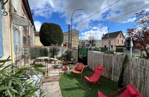 Argenteuil Apartment | Bautrois - Apartment with garden, private terrace in Argenteuil, near Paris